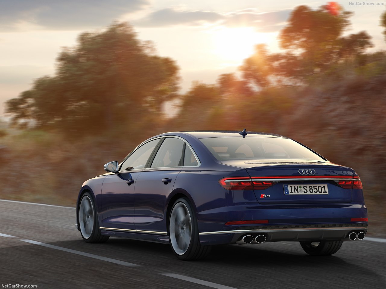 Audi S8